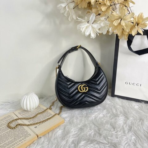GUCCI MAROMOT 半月包 黑色