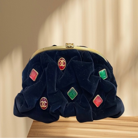 Chanel 限量寶石工藝晚宴包