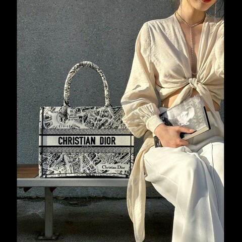 Dior BOOK TOTE浪漫巴黎系列中號托特