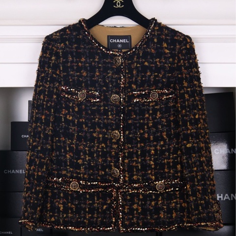 Chanel 19年埃及系列黑金粗花呢琉璃扣四口袋外套