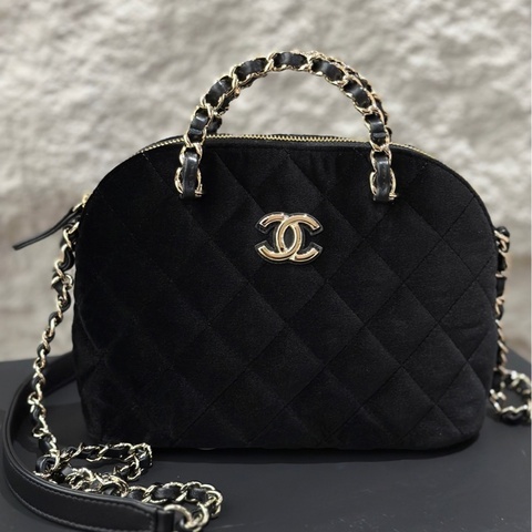 99新 Chanel香奈兒 黑色金扣 手提絲絨貝殼包鏈條包 小號
