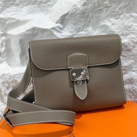 Hermes 爱马仕 Sac A Depeches 21 大象灰 TC皮  银扣  B刻