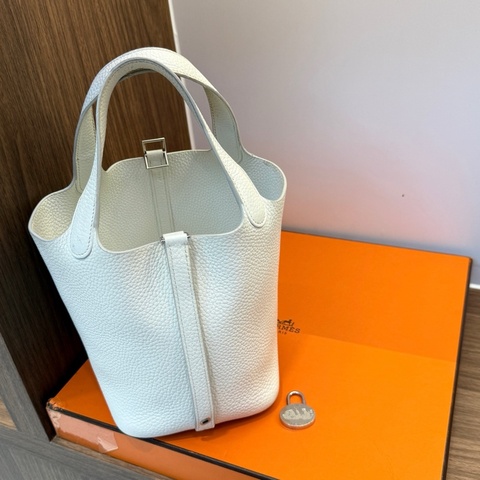 愛馬仕 Hermes 奶昔白全皮菜籃子 18 tc皮 X刻