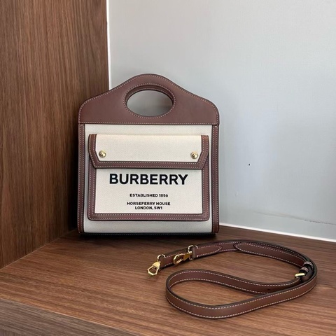 博柏利 Burberry Pocket郵差包 小號 米白拼棕色