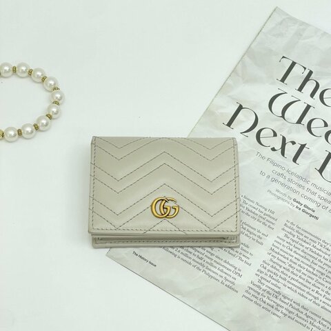 GUCCI Marmont 淺灰色 愛心兩摺拉鍊零錢袋短夾