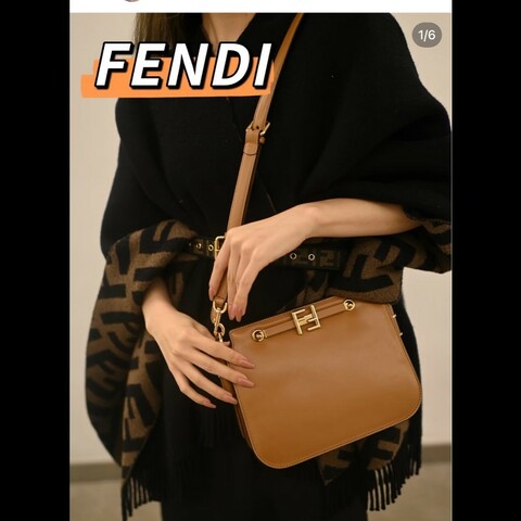FENDI touch 焦糖色金扣 金屬FF夾扣 風琴包 牛皮