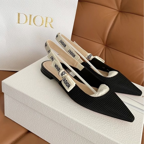DIOR超美💕黑色尖頭緞帶露跟平底鞋KCB384TFL_S900
