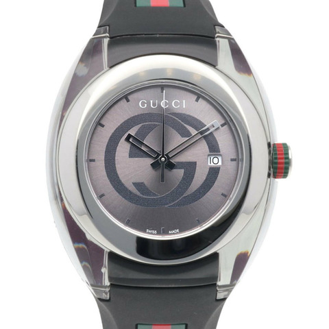 Gucci 手錶，不鏽鋼，石英，男士，型號 YA137116 (137.1)。