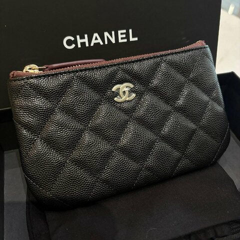 CHANEL 經典小牛皮小型拉鍊手拿包
