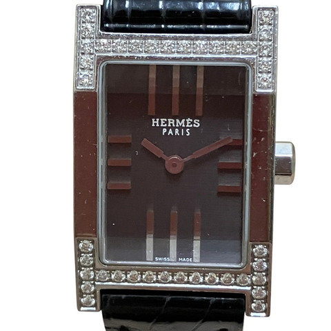 愛馬仕 (Hermes) 丹德姆 (Dandem) 鑲鑽錶圈腕錶，總重 20.8 克，不鏽鋼錶殼，真皮錶帶，石英機芯，黑色錶盤，TA1.230