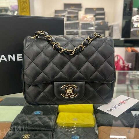 東區正精品㊣CHANEL MINI COCO 17cm A35200 香奈兒黑色羊皮金鍊菱格紋方胖斜背包 RZ6501