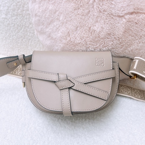 Loewe gate dual 迷你沙色馬鞍包
