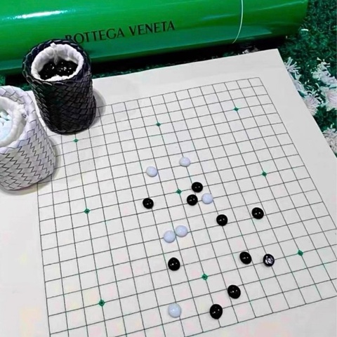 Bottega Veneta✨ BV黑白棋圍棋棋盤組編織筆筒組