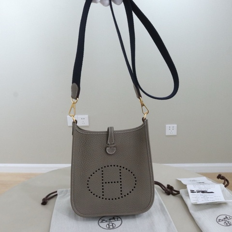 Hermes愛馬仕 Evelyne mini 斜挎包 大象灰金扣