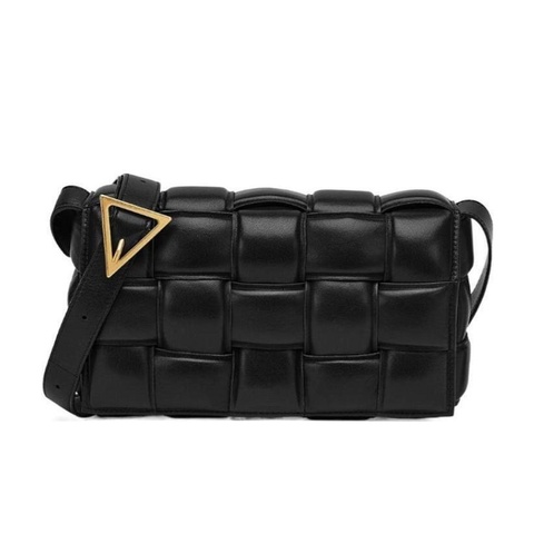 Bottega Veneta 女士 PADDED CASSETTE加襯斜挎包 26cm*8cm*18cm