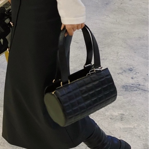 💎Chanel香奈兒｜黑金冰格圓筒包｜98新