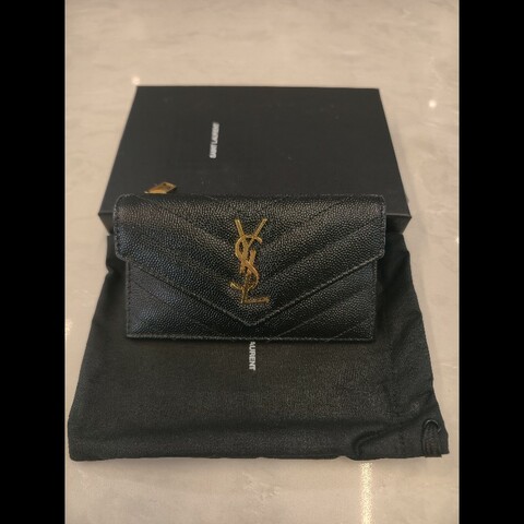 ysl魚子醬卡包