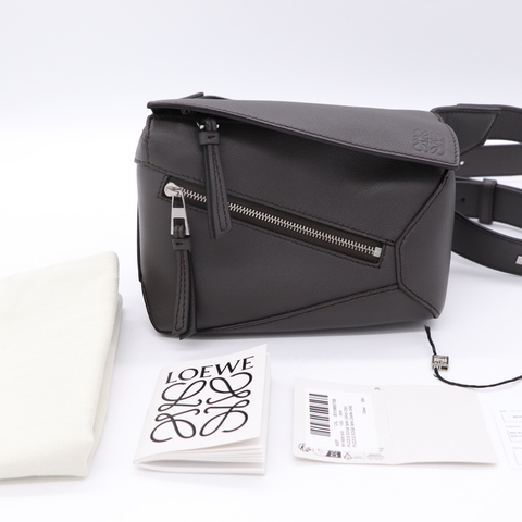 Loewe 羅威 Puzzle Mini 咖黑色 牛皮 拉鍊 迷你 腰包