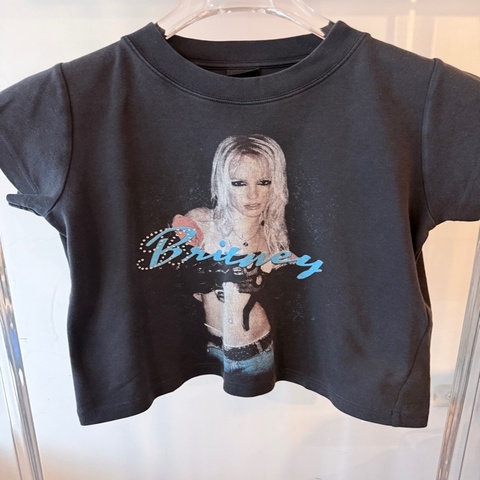 Balenciaga✨SS26 Britney Spears系列小甜甜布蘭妮Y2K水鑽圖案簽名圓領短袖短版上衣T#L碼