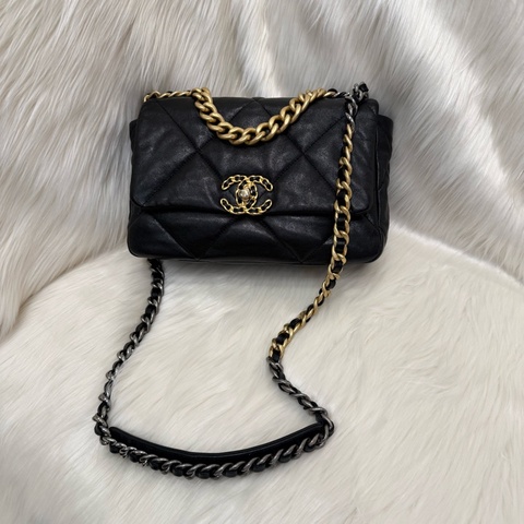 CHANEL 黑19包26公分中號 黑金