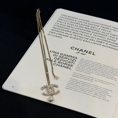 CHANEL珍珠拚水鑽雙C垂墜珍珠淡金項鍊