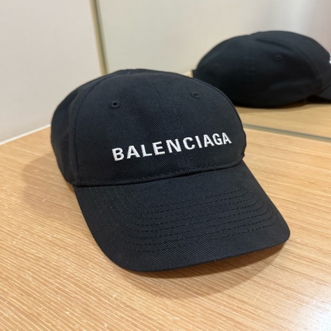 Balenciaga 巴黎世家帽子