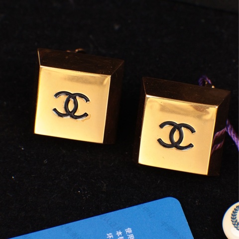 Chanel 91年大金砖双C耳夹