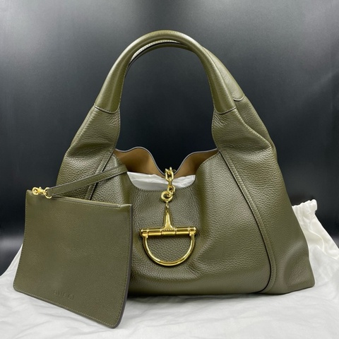 古馳/Gucci 【新品】GucciSoftbit系列大號肩背包 深綠色粒面皮革 46x26x16  專櫃價28000。