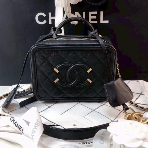 全新全配🖤✨#香奈兒 #黑金荔枝 #vanity case #相機包