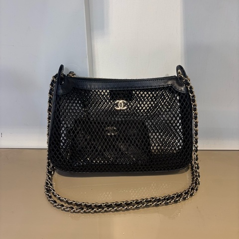Chanel 黑網紗拚黑羊皮CluthWithChain肩斜背鏈包AP4572