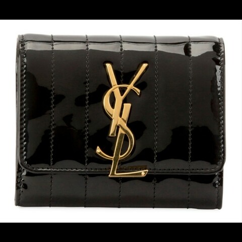YSLSaint Laurent Vicky 系列漆皮絎縫短夾