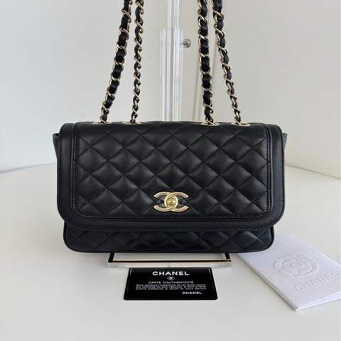 Chanel 羊皮大方胖 Lovely Day Flap Bag 附購證、保卡