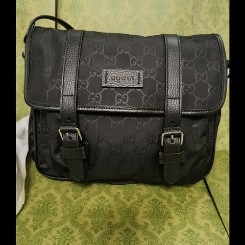 全新Gucci雙G LOGO尼龍+皮革飾邊斜背、側背包