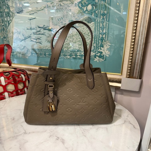 LV 煙灰色牛皮壓紋All in onePM金釦手提肩背包M25890