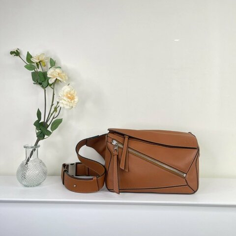 LOEWE PUZZLE 小號腰包 經典焦糖色