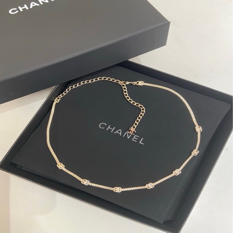 閒置未使用 Chanel香奈兒雙C淡金色蛇骨項鍊  附件：盒子