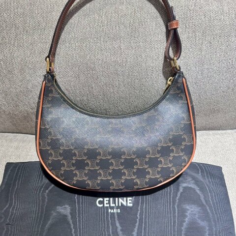 Celine 凱旋門老花手拿腋下包
