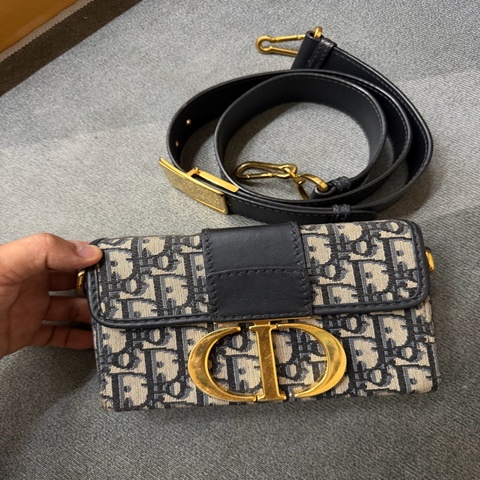 Dior 蒙田 mini box