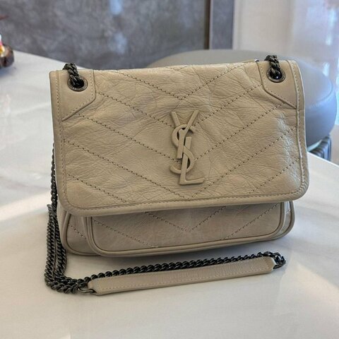 YSL NIKI Baby 小號 奶油色抓皺皮革絎縫肩背包