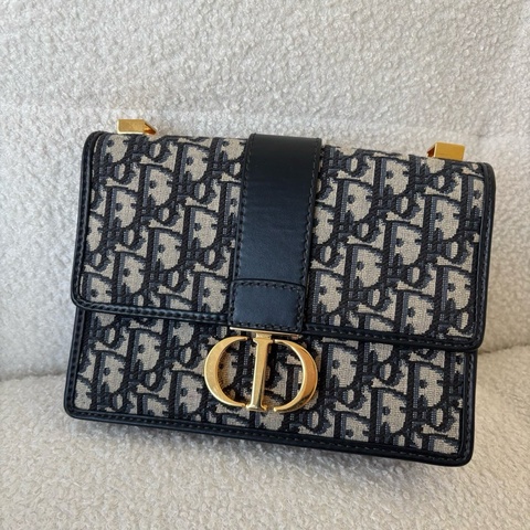 近新閒置🖤💫#Dior #老花蒙田30 #皮肩帶款 #臺灣購證