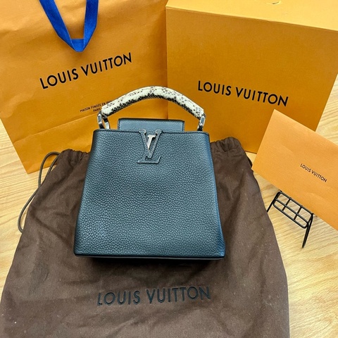 Louis Vuitton Capucines BB 蟒蛇皮（Python）