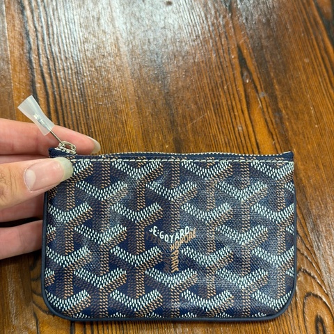 Goyard • 經典深藍色老花零錢包 🈶盒