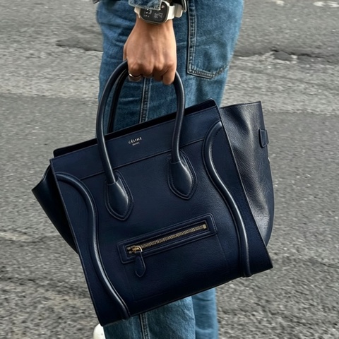 ​​Celine賽琳 Classic Luggage經典黑色全牛皮笑臉包中號🤗