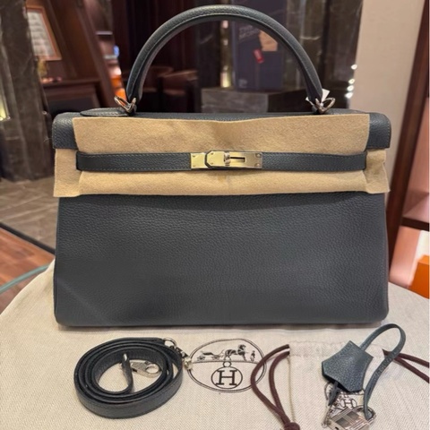 Hermes Kelly 32 Y7風暴藍，銀扣，框Q刻，Togo 皮