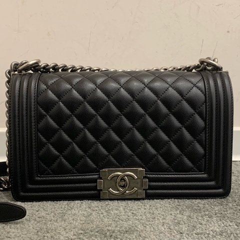 閒置新 Chanel 香奈兒 leboy黑銀中號荔枝牛皮鏈條包 芯片款
