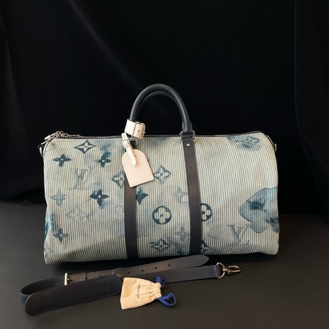 LV/路易威登 Keepal50 21年春夏限定藍色牛仔水彩扎染印花帆布手提包斜挎包 銀扣