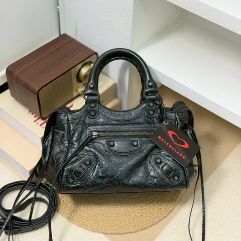 🏷Balenciaga 巴黎世家．Le City 保齡球機車包 七夕限定/客人寄賣