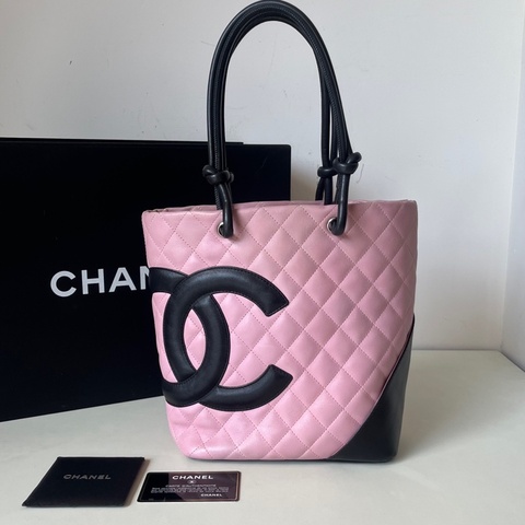 95新 Chanel/香奈兒 粉黑康鵬菜籃子小號牛皮 9開卡標齊全