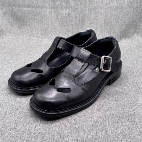 繆繆 Miu Miu 牛皮革 圓頭鏤空搭扣 樂福鞋 3cm 女款 黑色 39碼