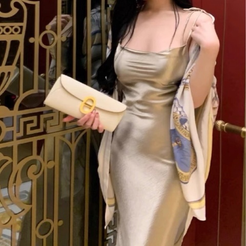 有購證✨ 愛馬仕Hermes豬鼻子奶昔白金扣包  B刻 Maillon To Go wallet